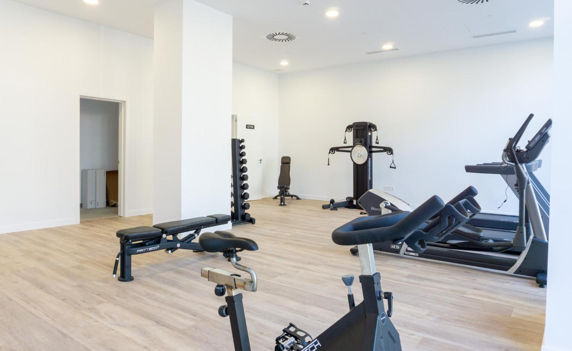 Urban Sky Tower Center Apartment Malaga